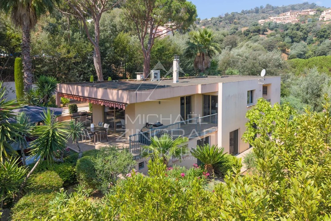 Villa à Les Termes, Mandelieu-la-Napoule, France 1 - 18590152