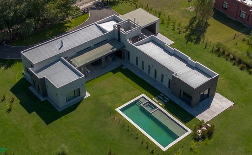 House in Brandsen, Buenos Aires Province, Argentina 1