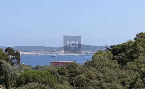 Villa in Grimaud, Provence-Alpes-Côte d'Azur, France 1
