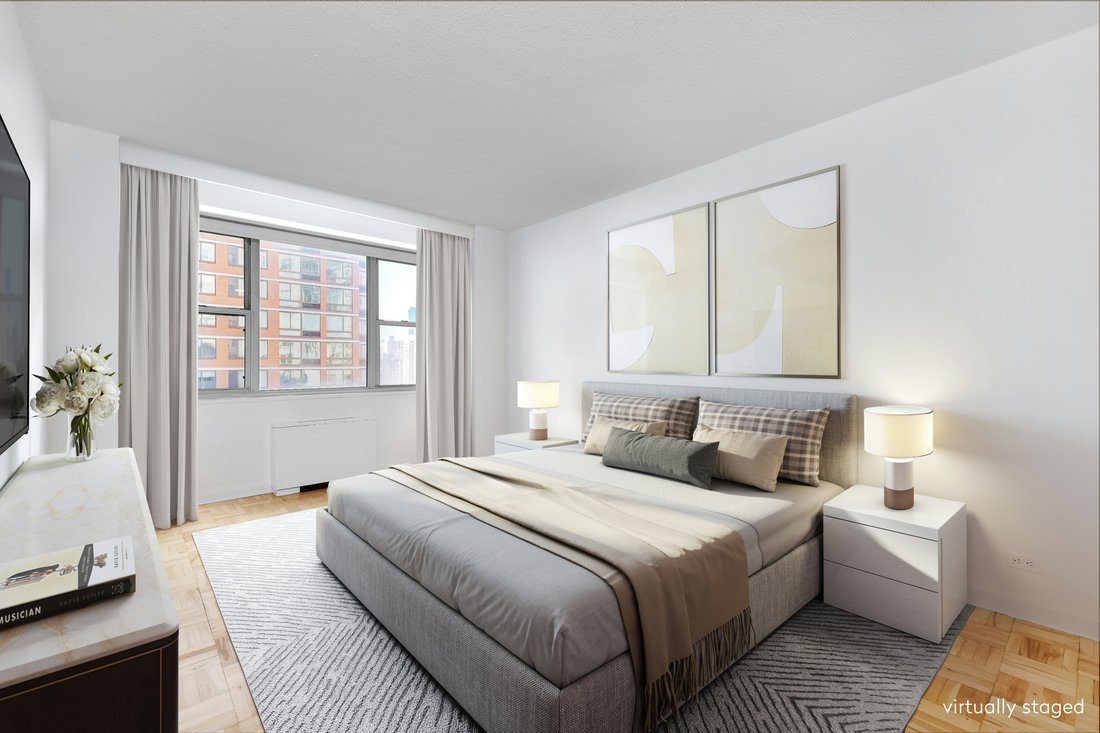 House in New York, New York, United States 4 - 17079341