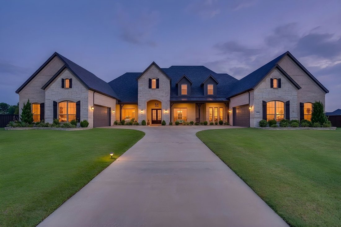 House in Waxahachie, Texas, United States 1 - 18589312