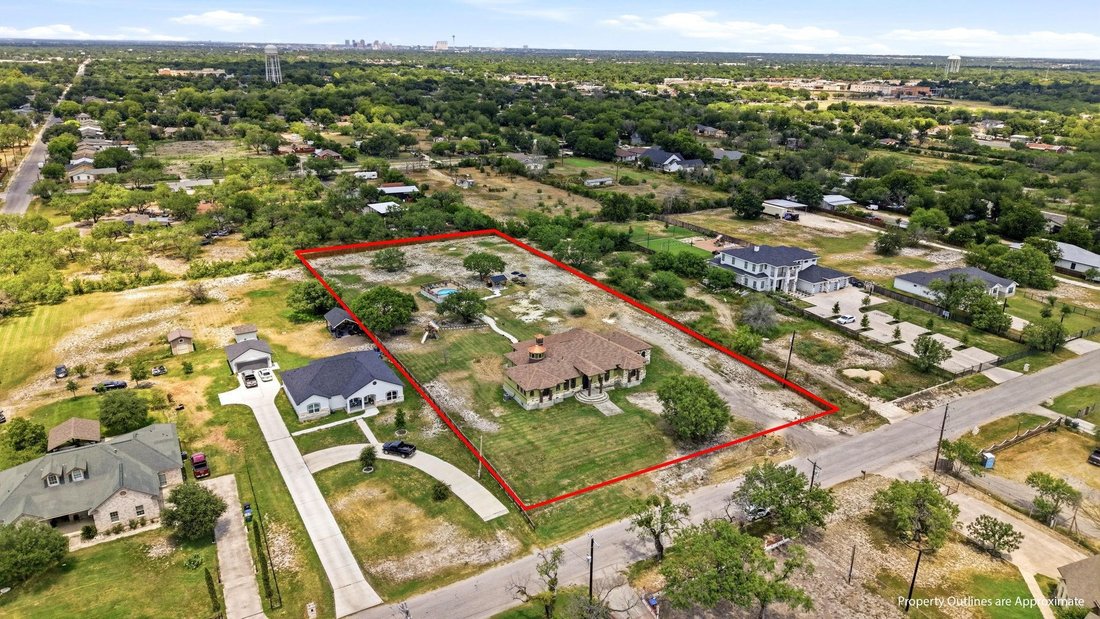 House in San Antonio, Texas, United States 2 - 18589974