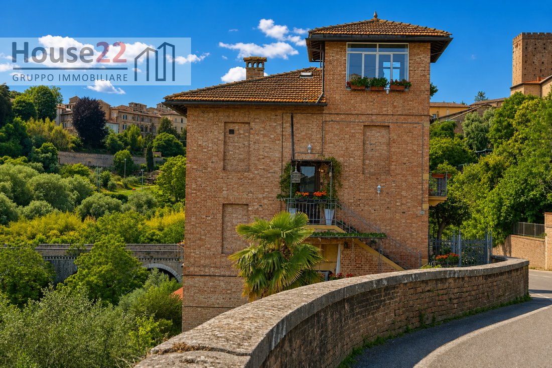 Estate in Porta Tufi - Porta Romana, Siena, Tuscany 1 - 18593185