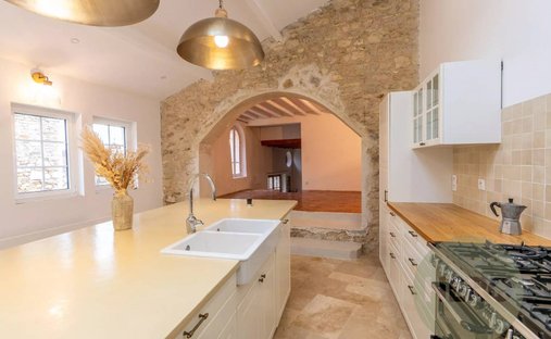 House in Montfort-l'Amaury, Ile-de-France, France 1
