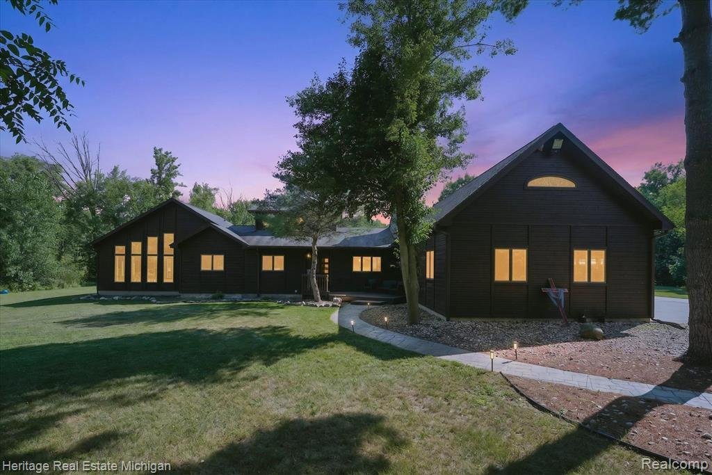 House in Williamston, Michigan, United States 1 - 18591192