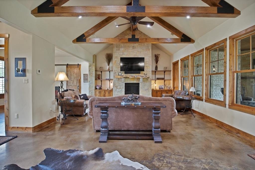 House in Weatherford, Texas, United States 2 - 18592591