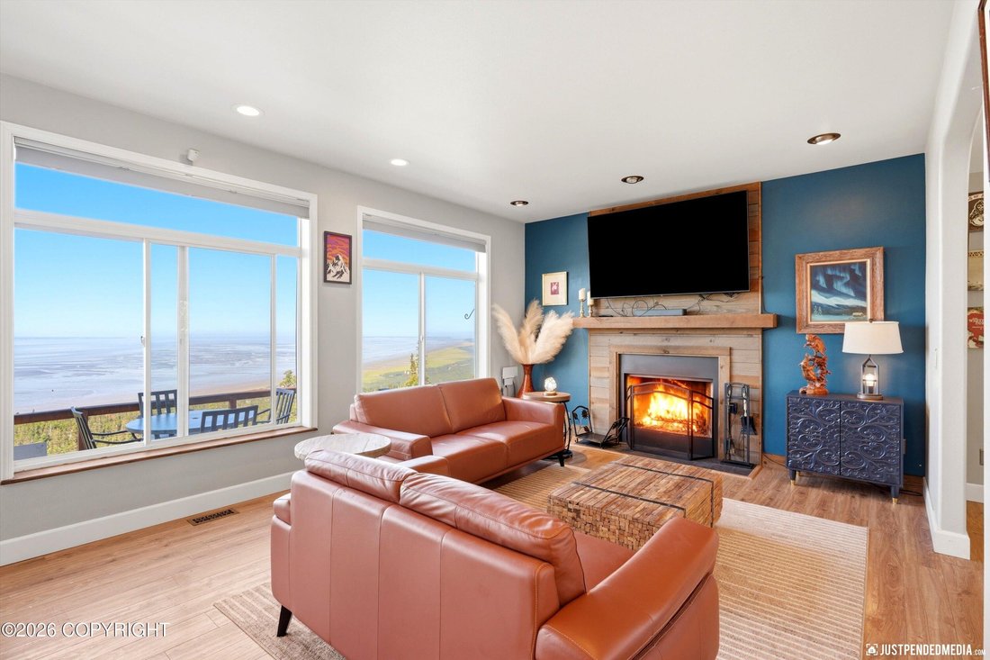 House in Anchorage, Alaska, United States 5 - 18589378