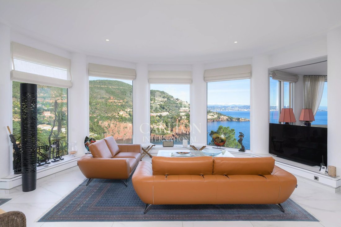 Appartement à Côte d'Azur, Provence-Alpes-Côte d'Azur, France 3 - 18590255