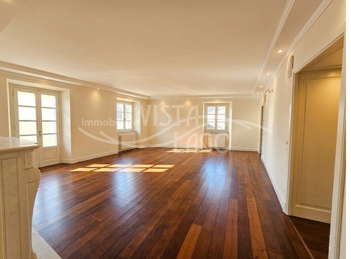 Apartment in Historic Center, Como, Lombardy 4 - 18593205