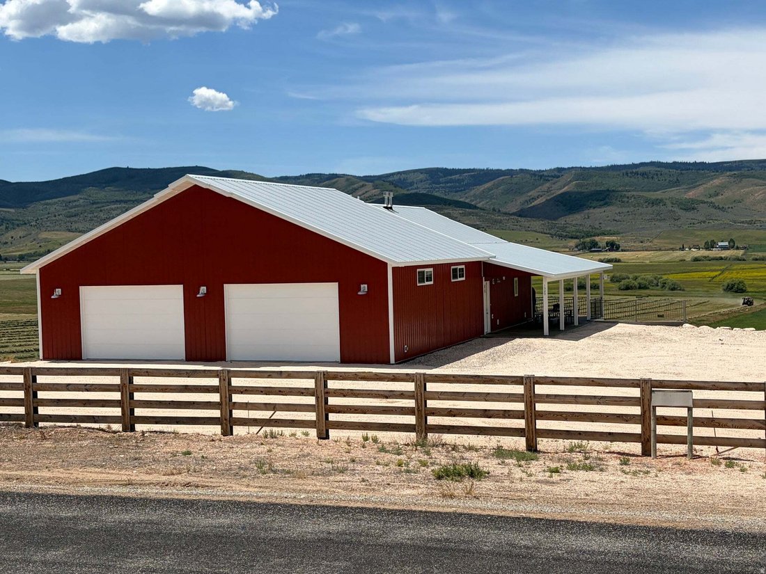 House in Laketown, Utah, United States 2 - 18591299