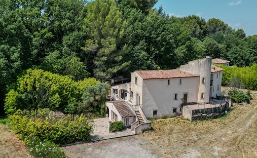 Villa in Meyrargues, Provence-Alpes-Côte d'Azur, France 1