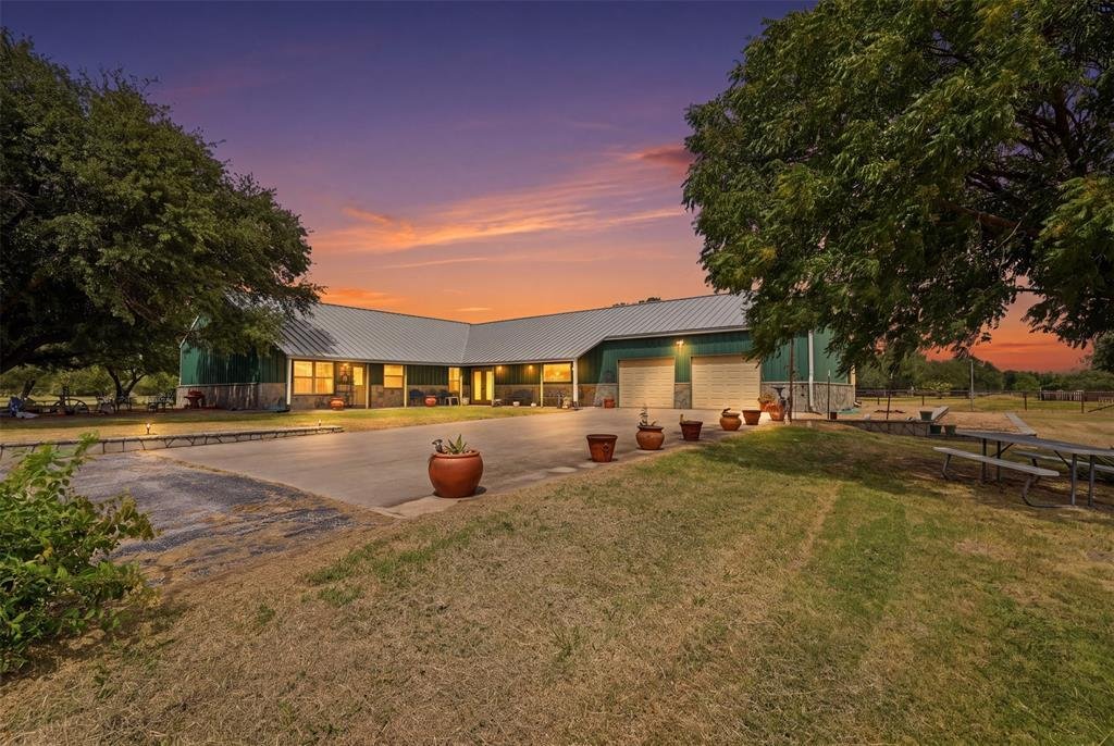 Farm Ranch in Krum, Texas, United States 5 - 18592586