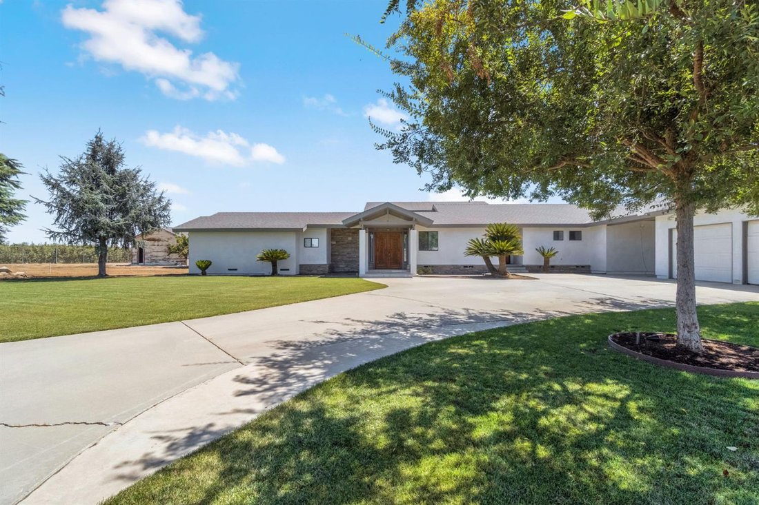 House in Sanger, California, United States 2 - 18590992