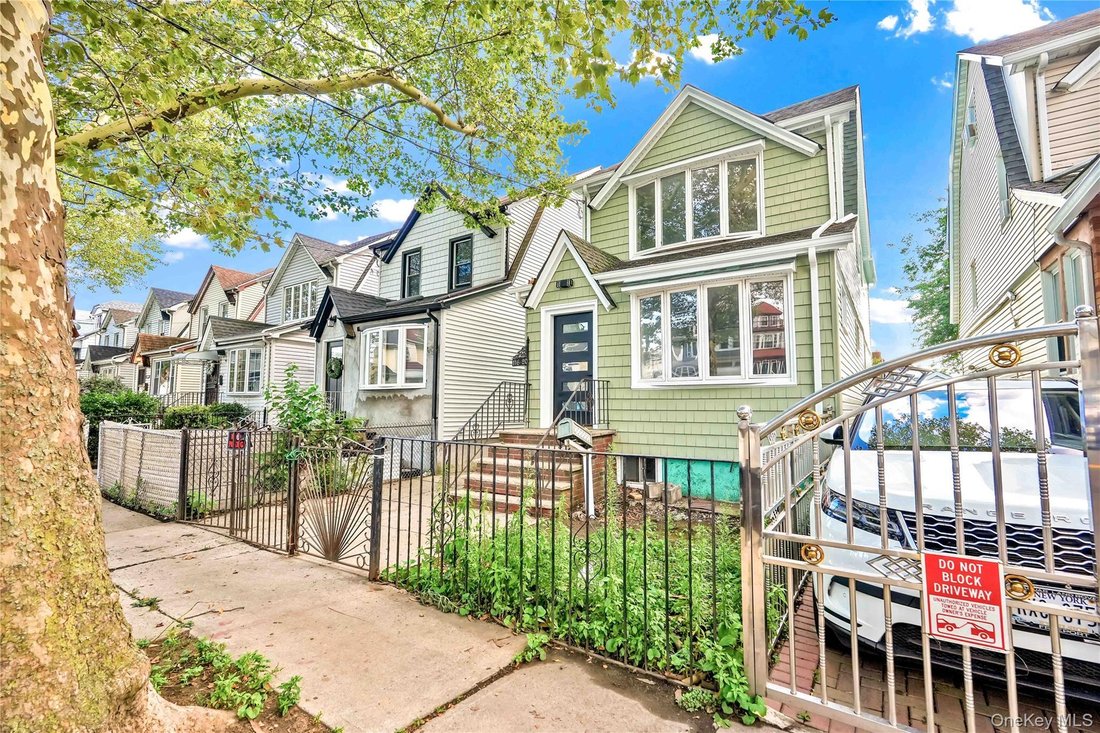 House in New York, New York, United States 2 - 18588868