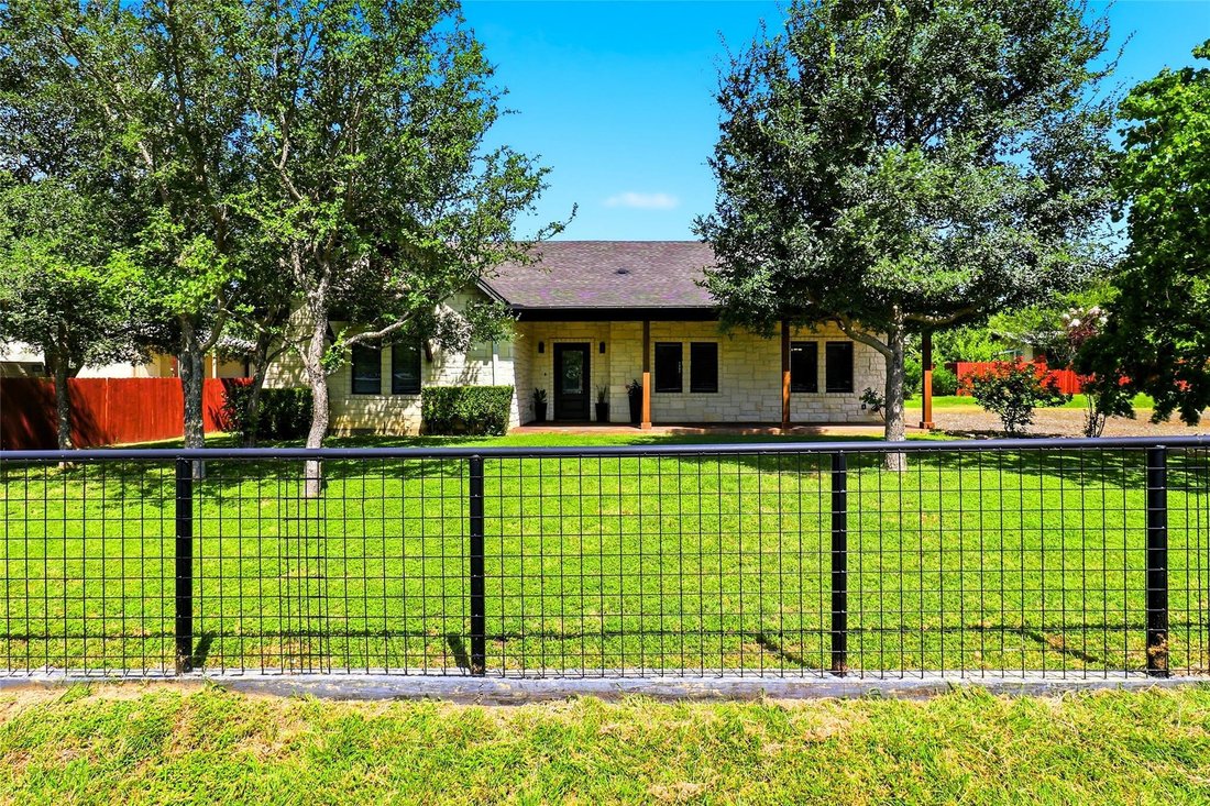 House in Marble Falls, Texas, United States 1 - 18589801