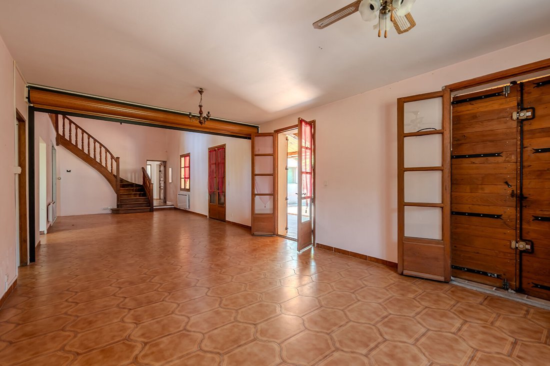 Villa in Meyrargues, Provence-Alpes-Côte d'Azur, France 3 - 18590555