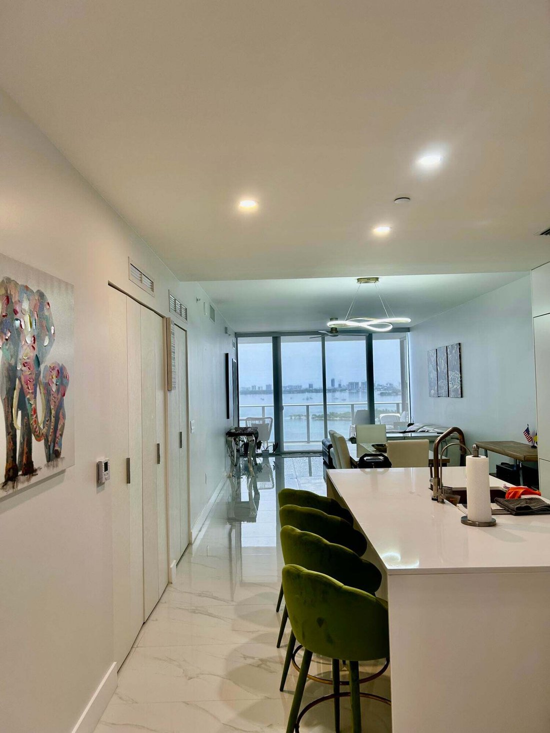 Condo in Miami, Florida, United States 4 - 18576525