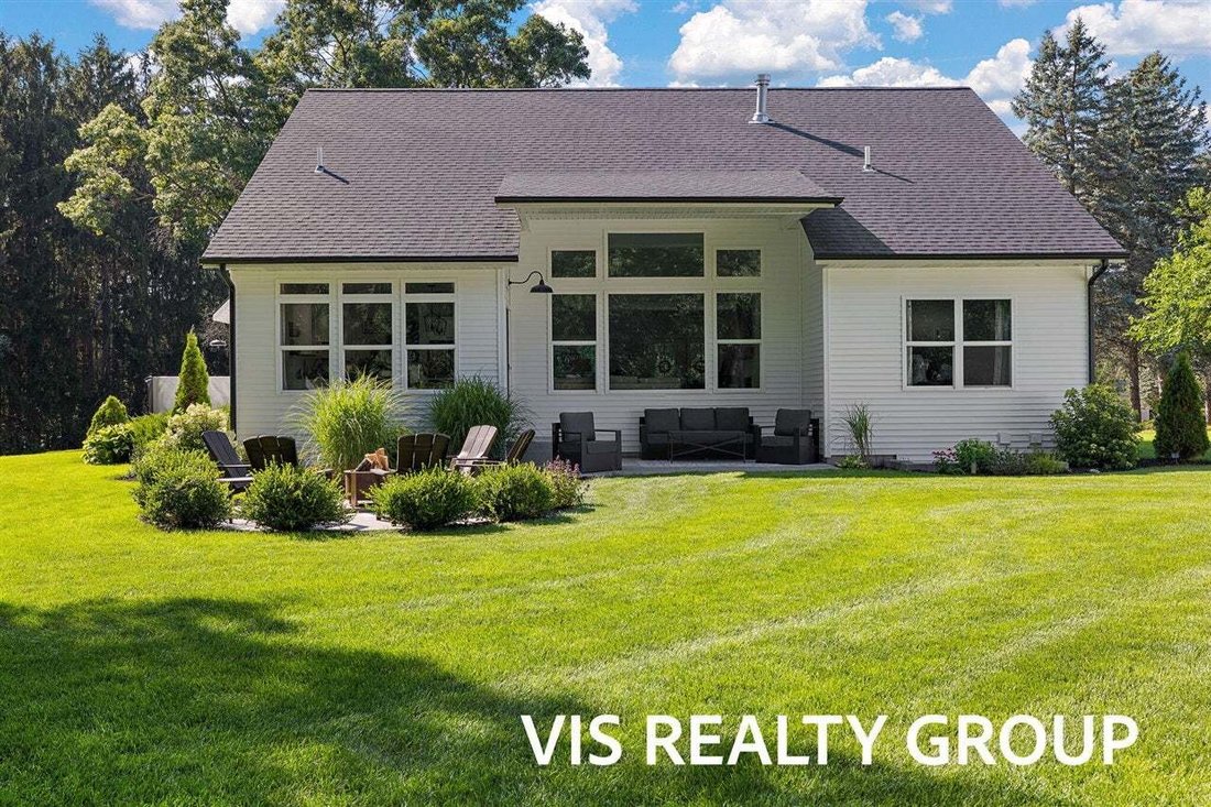 House in Fruitport Charter Township, Michigan, United States 5 - 18588832