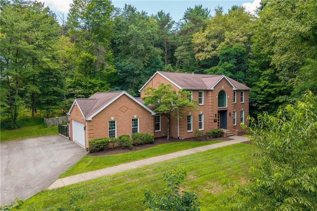 House in Mars, Pennsylvania, United States 2 - 18588898