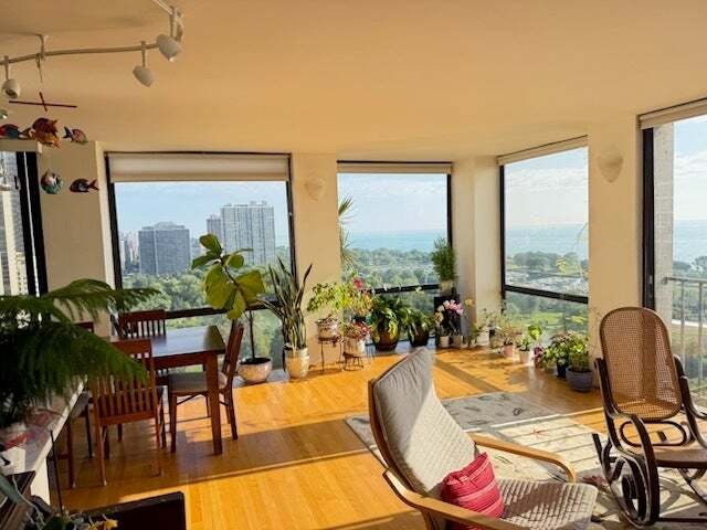 Condo in Chicago, Illinois, United States 5 - 18579471