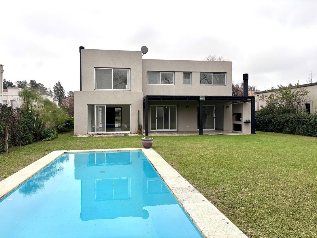 House in Tigre, Buenos Aires Province, Argentina 1 - 18588091