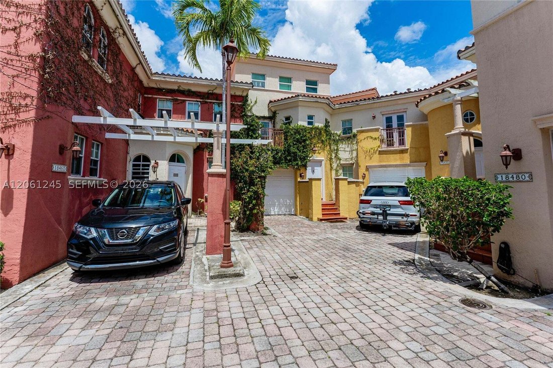 Townhouse in Golden Beach, Florida, United States 1 - 18591744