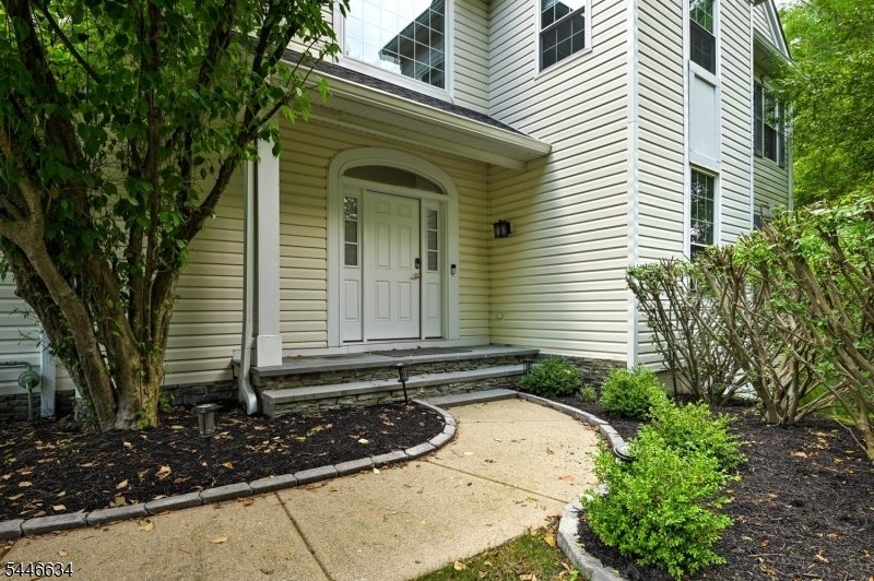 House in Basking Ridge, New Jersey, United States 3 - 18591673