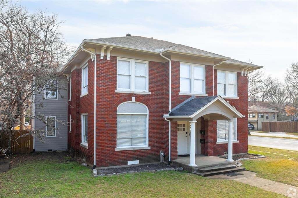 Dallas, Texas, United States 2 - 18592613