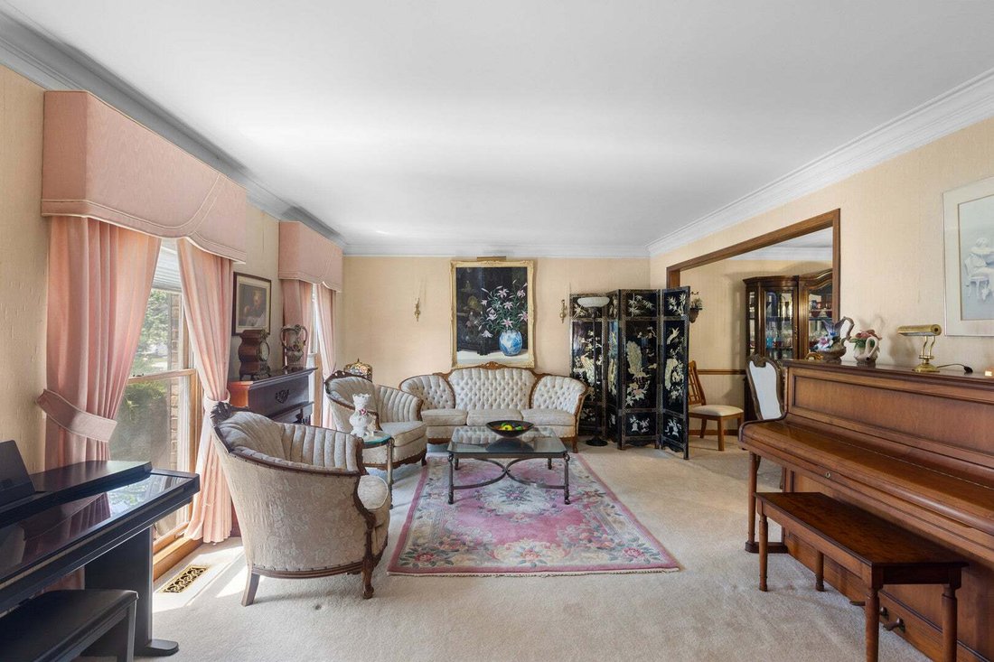 House in Burr Ridge, Illinois, United States 3 - 18589540