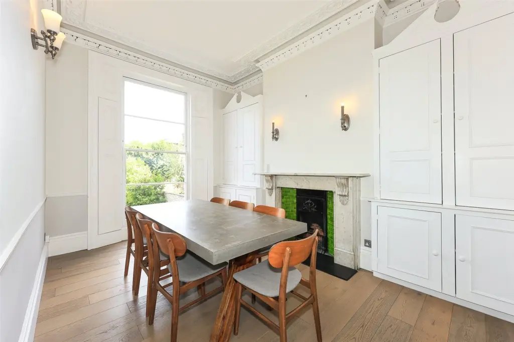 House in Ealing (London Borough of Ealing), Ealing, England 5 - 18588964