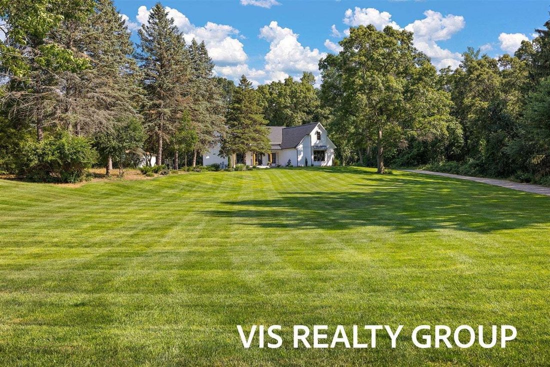 House in Fruitport Charter Township, Michigan, United States 4 - 18588832