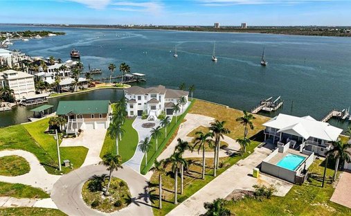 Land in Fort Myers Beach, Florida, United States 1