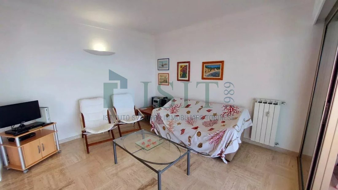 Apartment in Menton, Provence-Alpes-Côte d'Azur, France 4 - 18590306