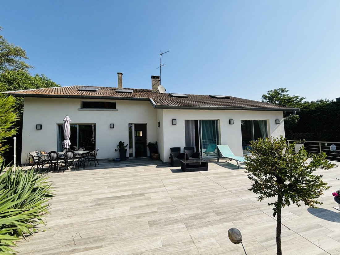 Villa in Peyrins, Auvergne-Rhône-Alpes, France 2 - 18593932