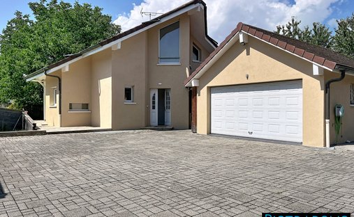 Villa in Versonnex, Auvergne-Rhône-Alpes, France 1