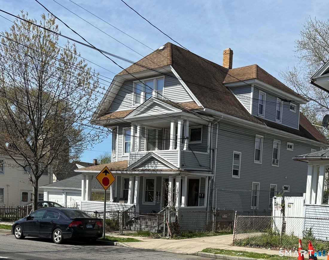 House in Bridgeport, Connecticut, United States 1 - 18591045