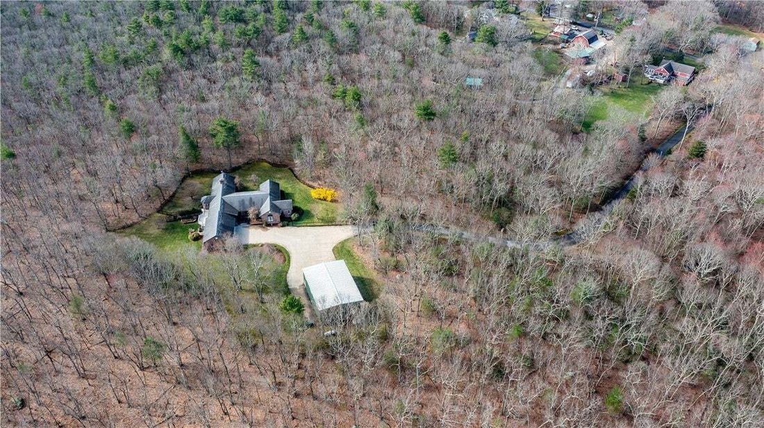 House in Glocester, Rhode Island, United States 3 - 18590979