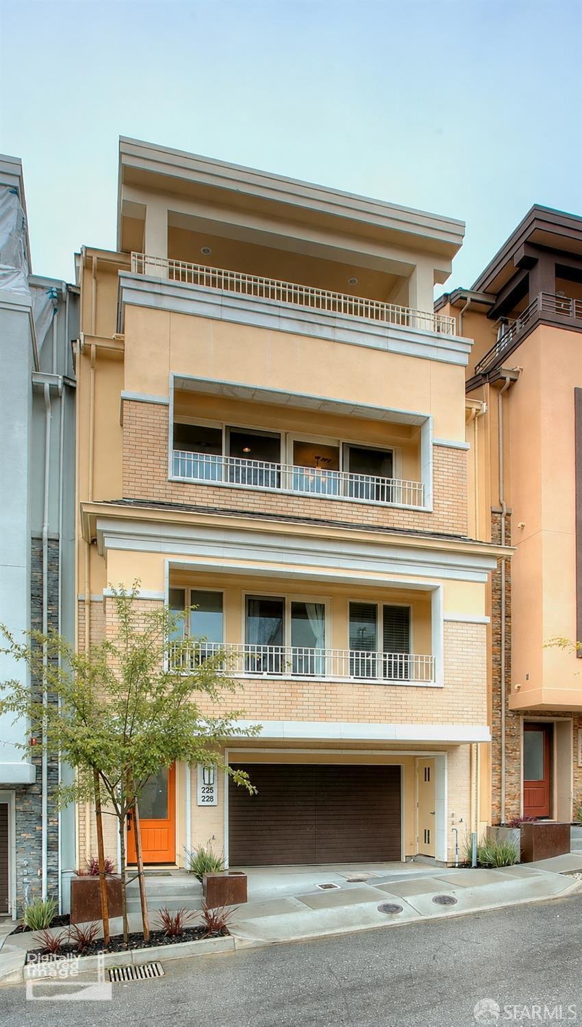 Condo in San Francisco, California, United States 1 - 18589058