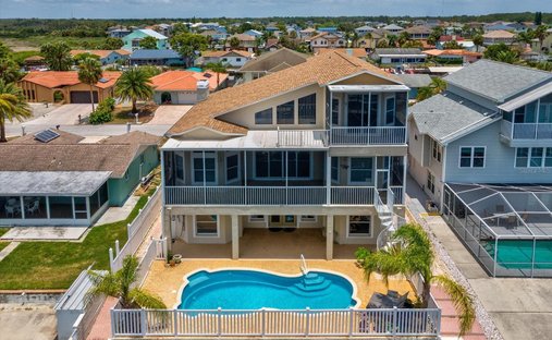 House in Hudson, Florida, United States 1