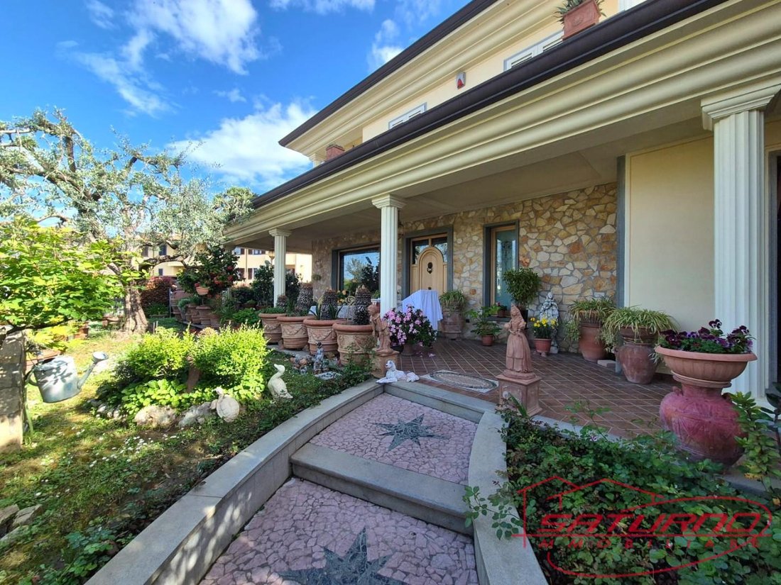 Country House in Altopascio Centro, Altopascio, Tuscany 1 - 18592429
