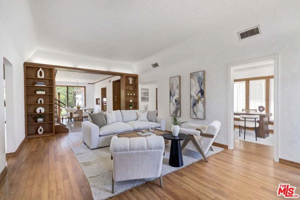 House in Los Angeles, California, United States 4 - 18591060