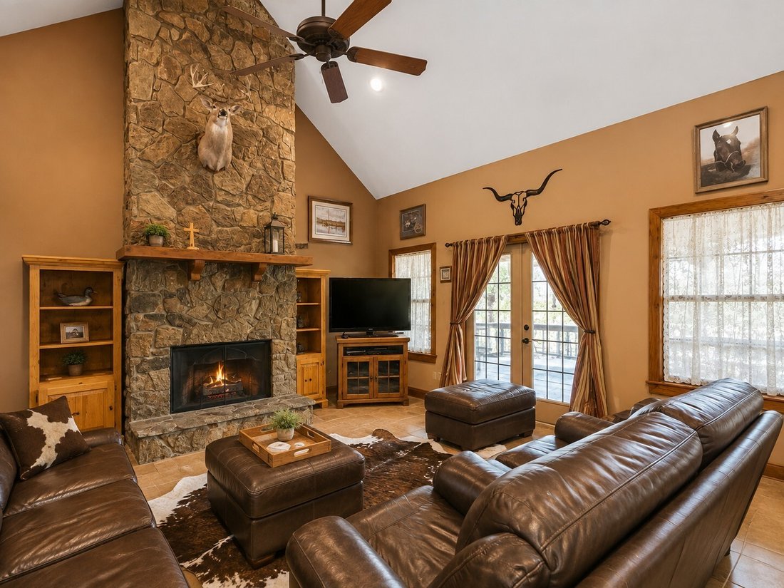 Farm Ranch in Ennis, Texas, United States 3 - 18591737