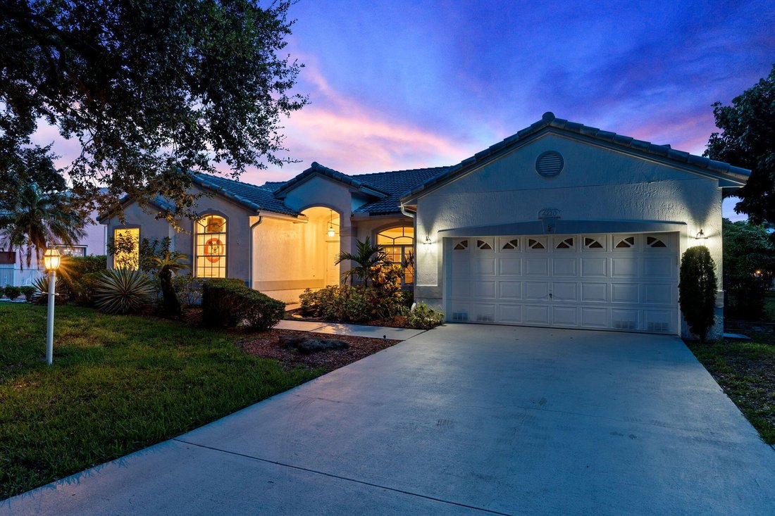 House in Coral Springs, Florida, United States 4 - 18591650