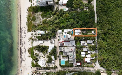 Land in Puerto Morelos, Quintana Roo, Mexico 1
