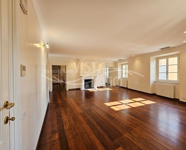 Apartment in Historic Center, Como, Lombardy 3 - 18593205