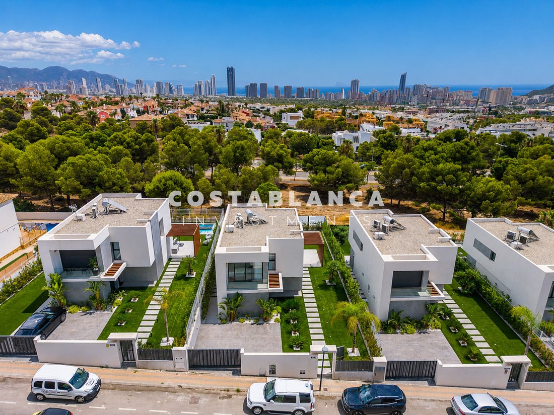 Villa in Finestrat, Valencian Community, Spain 4 - 18590486