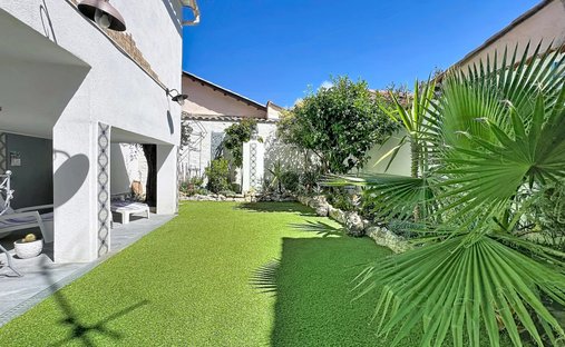 Haus in Les Paluds-Lauvert, Vallauris, Frankreich 1