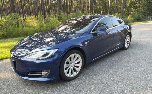 2016 Tesla Model S P100D Sedan 4D in Central square, NY, United States 1