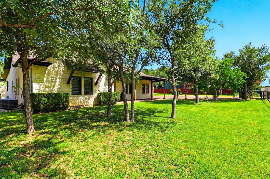 House in Marble Falls, Texas, United States 4 - 18589801
