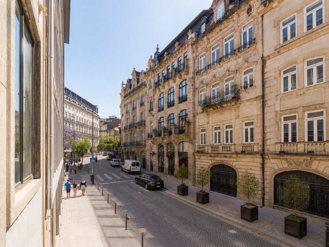 Apartment in Cedofeita, Santo Ildefonso, Se, Miragaia, Sao Nicolau e Vitoria, Porto District, Portugal 1 - 17302925